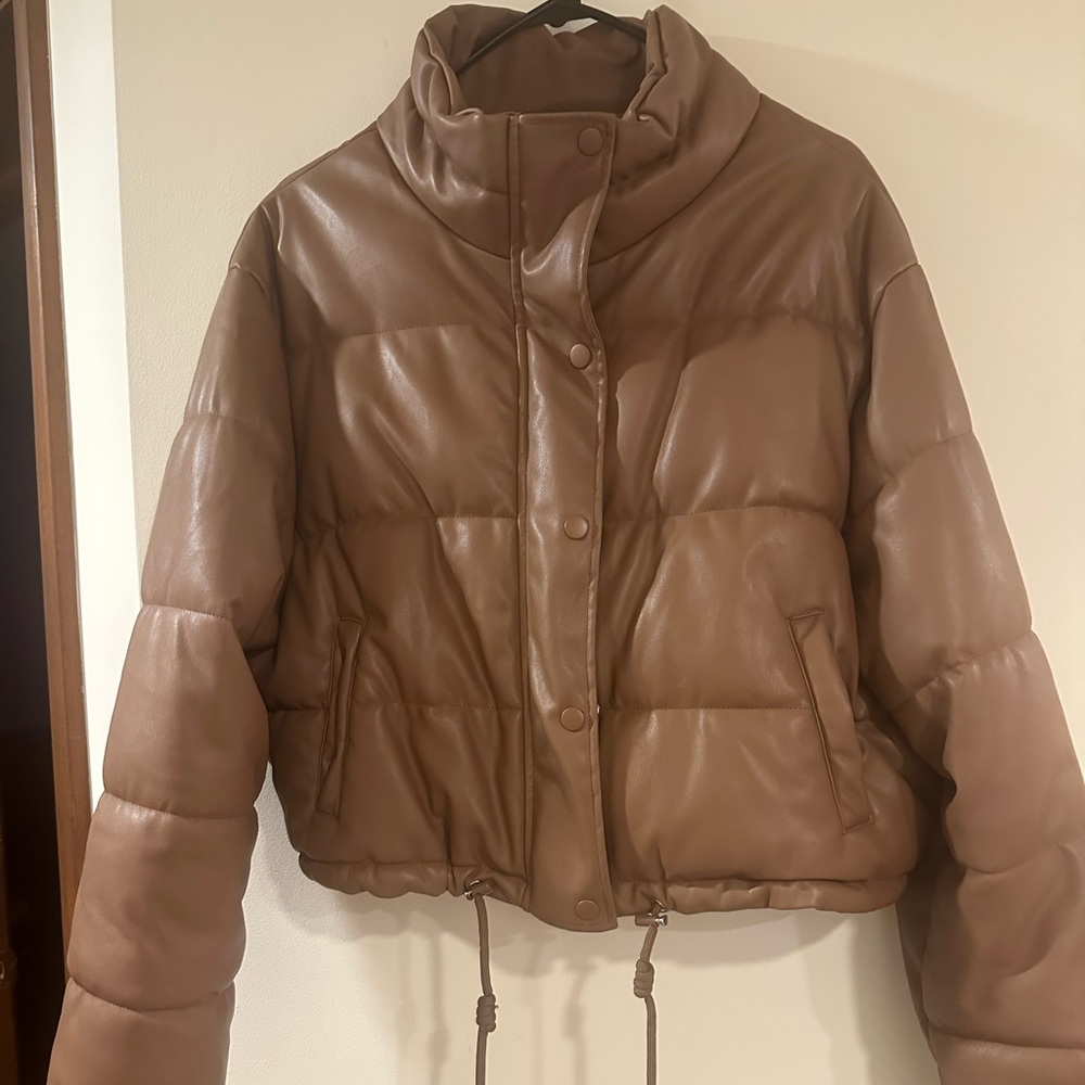 Cropped Puffer Jacket